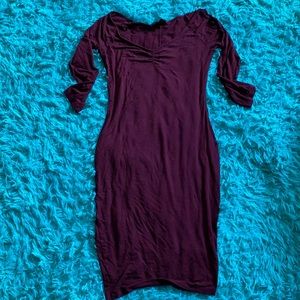 Bodycon burgundy dress